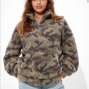 Ae cozy Sherpa pullover